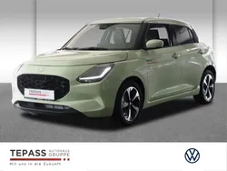 Gelb Gebraucht 2025 Suzuki Swift Comfort+ Kleinwagen | 20.880 € (Teuer)