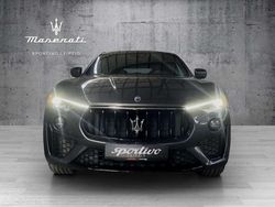Grau Gebraucht 2022 Maserati Levante SUV | 69.444 € (Teuer)
