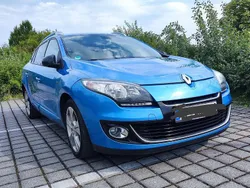 Blau Gebraucht 2012 Renault Mégane GrandTour Bose Edition Kombi | 3.750 € (Fairer Preis)