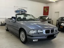 Samoablau Gebraucht 1993 BMW 325 Cabriolet Cabrio | 14.750 €