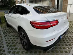 Weiß Gebraucht 2018 Mercedes GLC250 Exclusive SUV | 34.900 €