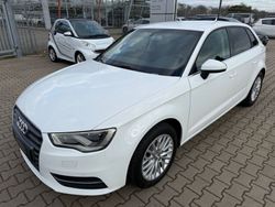 Ibisweiß Gebraucht 2016 Audi A3 Sportback Ambiente Kleinwagen | 17.250 € (Fairer Preis)