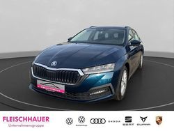 Lavablau metallic Gebraucht 2024 Skoda Octavia Ambition Kombi | 24.690 € (Superpreis)