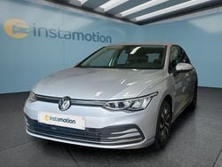 Silber Gebraucht 2022 VW Golf VIII Kleinwagen | 23.049 € (Fairer Preis)