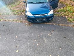 Blau Gebraucht 2004 Opel Corsa Kleinwagen | 1.250 € (Fairer Preis)