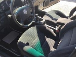 Silber Gebraucht 2001 VW Passat Limousine | 600 € (Superpreis)