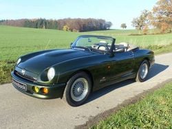 Woodcote green Gebraucht 1994 MG RV8 Cabrio | 33.500 €