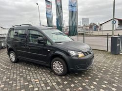 Schwarz Gebraucht 2015 VW Caddy Trendline Van / Kleinbus | 9.990 € (Fairer Preis)
