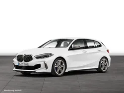 Alpinweiss Gebraucht 2024 BMW M135 Comfort Edition Kleinwagen | 40.424 € (Fairer Preis)