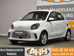Weiß Gebraucht 2020 Smart ForFour Electric Drive Passion Limousine | 6.990 € (Superpreis)