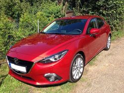 Rot Gebraucht 2014 Mazda 3 Sports-Line Limousine | 11.000 € (Fairer Preis)