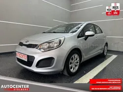 Silber Gebraucht 2014 Kia Rio Edition 7 Limousine | 7.790 € (Fairer Preis)