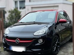 Schwarz Gebraucht 2018 Opel Adam S Kleinwagen | 16.500 € (Etwas zu teuer)