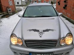 Silber Gebraucht 2005 Mercedes C180 Classic Kombi | 3.000 € (Guter Preis)