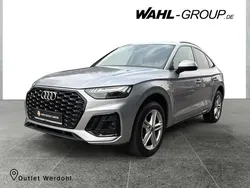 Mythosschwarz metallic Gebraucht 2024 Audi Q5 Ambiente SUV | 50.760 € (Etwas zu teuer)
