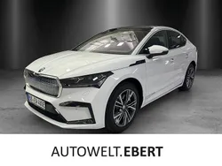 Weiß Gebraucht 2024 Skoda Enyaq iV SUV | 51.980 €