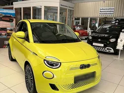 Gelb Neu 2025 Fiat 500e La Prima Limousine | 25.500 € (Superpreis)
