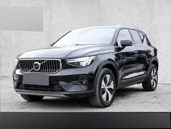 Schwarz Gebraucht 2023 Volvo XC40 Core SUV | 40.324 € (Fairer Preis)