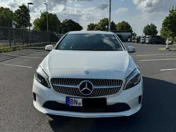 Weiß Gebraucht 2017 Mercedes A180 Limousine | 16.400 € (Etwas zu teuer)