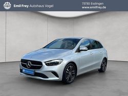 Silber Gebraucht 2023 Mercedes B180 Van / Kleinbus | 26.990 € (Superpreis)