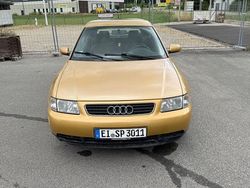 Gold Gebraucht 1999 Audi A3 Attraction Limousine | 700 € (Superpreis)