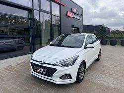 Weiß Gebraucht 2019 Hyundai i20 Limousine | 11.990 € (Etwas zu teuer)