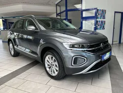 Grau Neu 2024 VW T-Roc IQ Drive SUV | 32.890 € (Superpreis)
