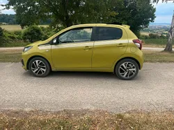 Grün Gebraucht 2020 Peugeot 108 Collection Kleinwagen | 10.700 € (Fairer Preis)