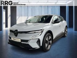 Grau Gebraucht 2022 Renault Megane E-Tech Equilibre Limousine | 21.490 € (Etwas zu teuer)
