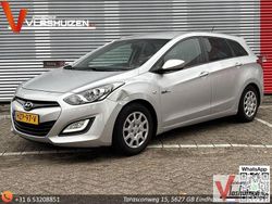 Grau Gebraucht 2013 Hyundai i30 Kombi | 4.450 € (Fairer Preis)