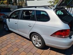 Silber Gebraucht 2013 VW Golf VI Kleinwagen | 6.150 € (Guter Preis)