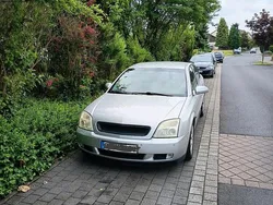 Silber Gebraucht 2002 Opel Vectra Limousine | 700 € (Teuer)