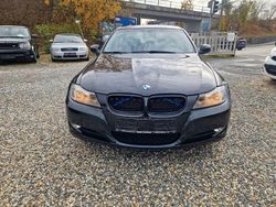 Schwarz Gebraucht 2012 BMW 318 Sport Line Limousine | 4.900 € (Superpreis)