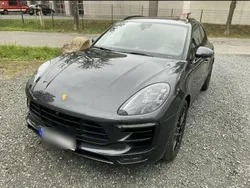 Grau Gebraucht 2016 Porsche Macan GTS SUV | 38.998 € (Teuer)
