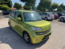 Grün Gebraucht 2008 Daihatsu Materia Van / Kleinbus | 2.150 € (Fairer Preis)