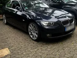 Blau Gebraucht 2007 BMW 330 Performance Coupé | 13.000 € (Fairer Preis)