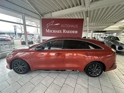 Orange Gebraucht 2020 Kia ProCeed 2 Kleinwagen | 24.450 € (Etwas zu teuer)
