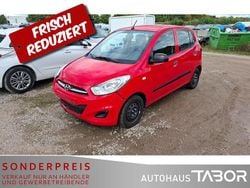 Electric red Gebraucht 2013 Hyundai i10 Edition Kleinwagen | 885 € (Superpreis)