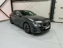 Frozen deep grey metallic Gebraucht 2023 BMW i5 M Sport Limousine | 55.289 € (Etwas zu teuer)