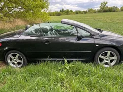 Schwarz Gebraucht 2005 Peugeot 307 CC Cabrio | 3.199 € (Fairer Preis)