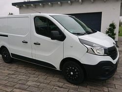 Weiß Gebraucht 2016 Renault Trafic Van | 10.499 € (Fairer Preis)