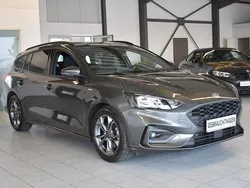 Grau Gebraucht 2019 Ford Focus ST-Line Kombi | 15.999 € (Fairer Preis)