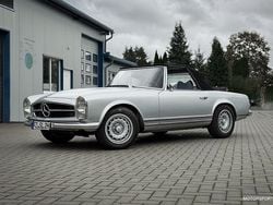 Silber Gebraucht 1968 Mercedes W113 Cabrio | 127.900 €