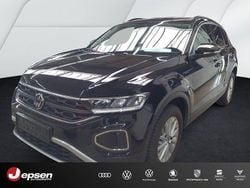 Deep black perleffekt Gebraucht 2024 VW T-Roc Life SUV | 21.970 € (Guter Preis)