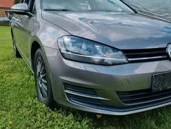Grau Gebraucht 2015 VW Golf VII Comfortline Limousine | 7.777 € (Guter Preis)