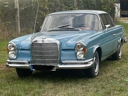 Braun Gebraucht 1962 Mercedes W111 Coupé | 43.449 €