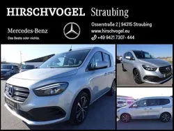 Helvinsilber metallic Gebraucht 2024 Mercedes T180 Progressive Van / Kleinbus | 29.490 € (Fairer Preis)