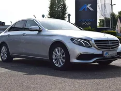 Iridiumsilber metal (metallic) Gebraucht 2016 Mercedes E220 Exclusive Limousine | 27.890 € (Fairer Preis)