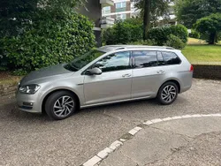 Grau Gebraucht 2015 VW Golf VII LOUNGE Kombi | 8.900 € (Guter Preis)