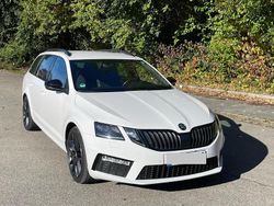 Weiß Gebraucht 2018 Skoda Octavia RS Kombi | 19.400 € (Fairer Preis)